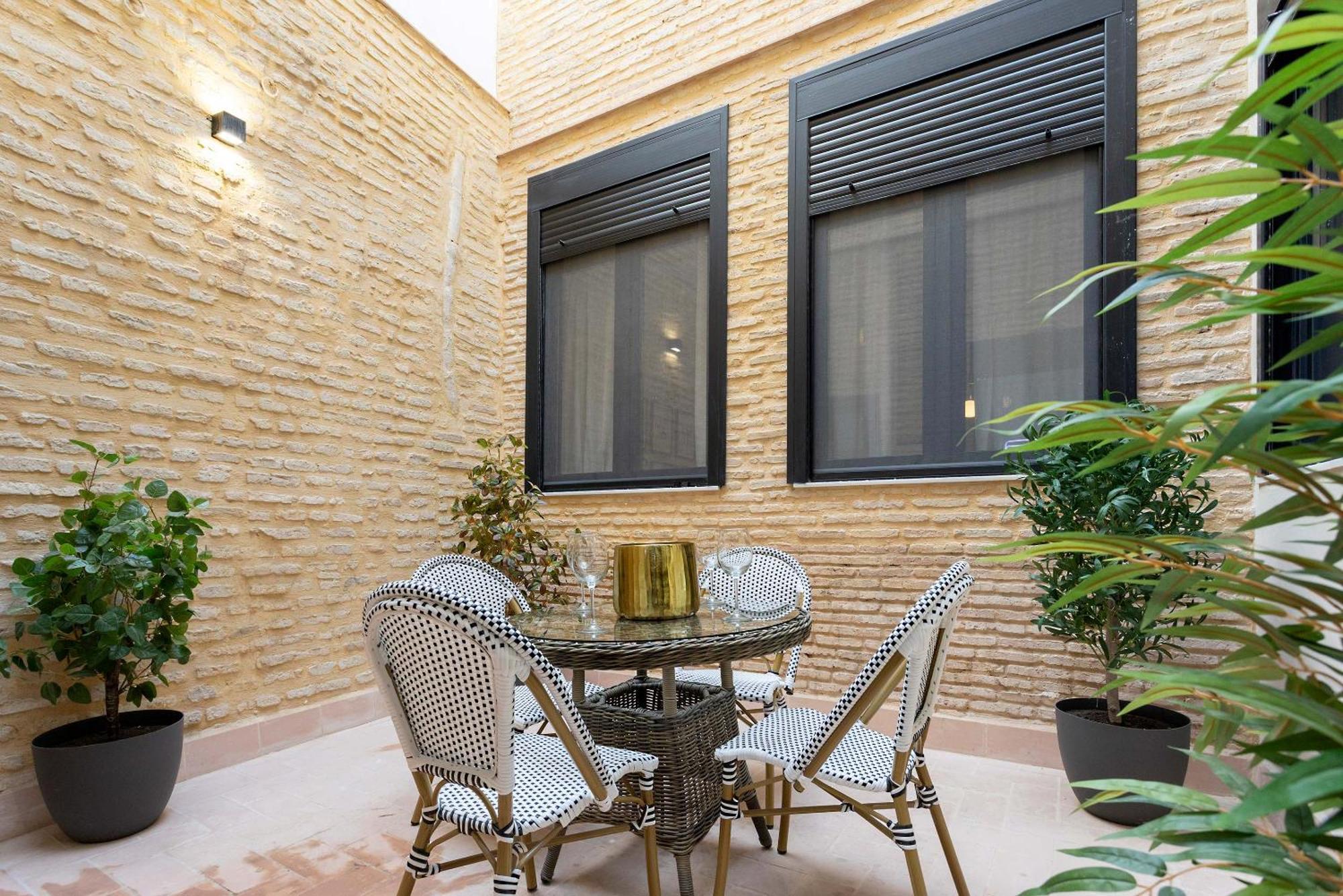 Genteel Home Acetres Séville Extérieur photo